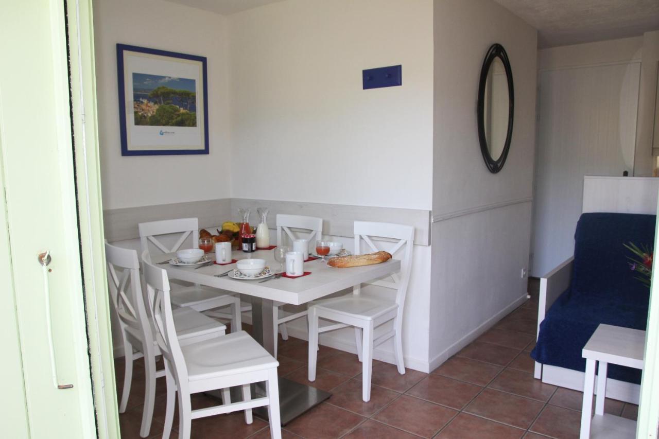 Residence Goelia Le Domaine De La Pinede Льо Лаванду Екстериор снимка